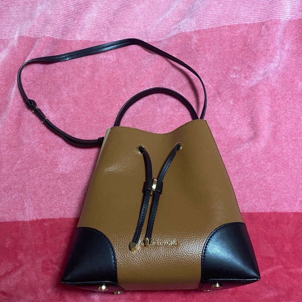 Michael Kors Tan and Black Shoulder Bag